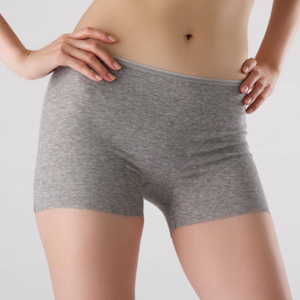 レギュラーショーツ